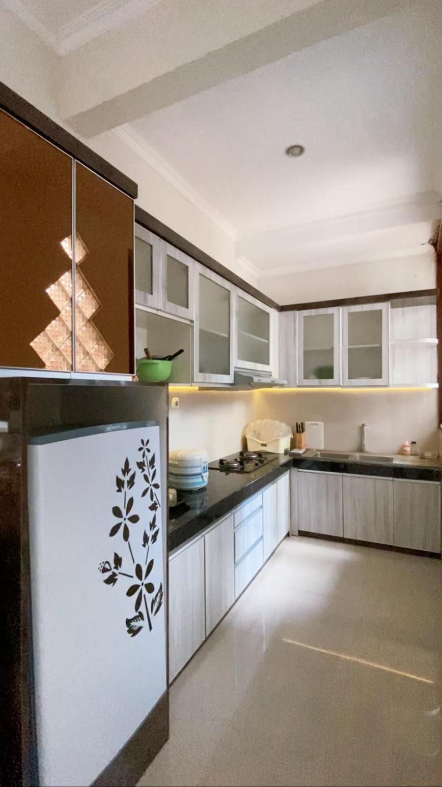 Kirana Residence By Sampai Coliving ยอกยาการ์ตา ภายนอก รูปภาพ