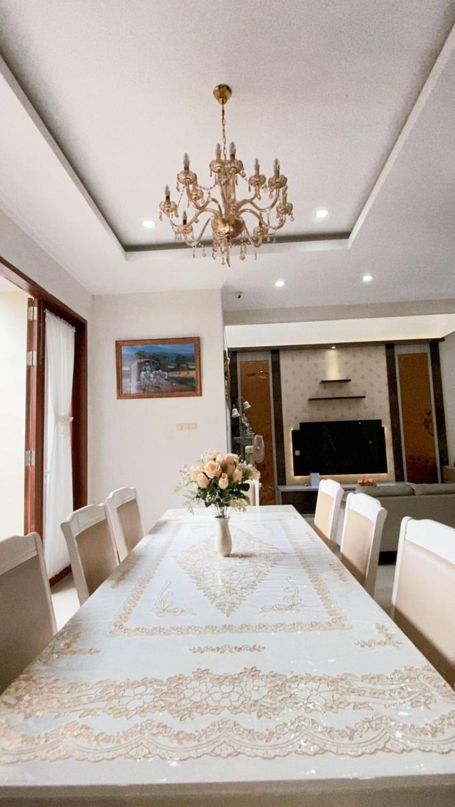 Kirana Residence By Sampai Coliving ยอกยาการ์ตา ภายนอก รูปภาพ